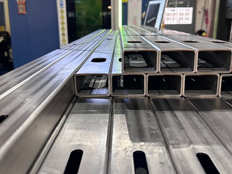 JODA Metalltechnik Glinde - Metall- und Blechverarbeitung - Zu unserem Leistungsspektrum gehört Rohrlaserschneiden